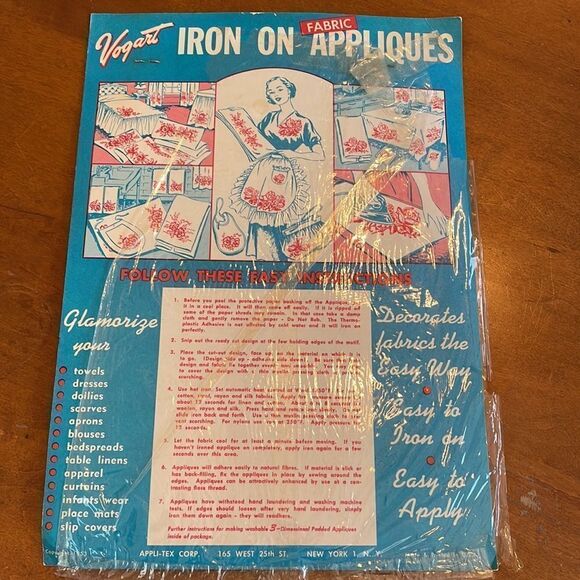 Vtg 1953 Vogart 2 large roses iron on fabric appliqués - Picture 4 of 6